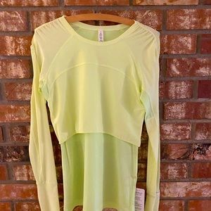 Lululemon top